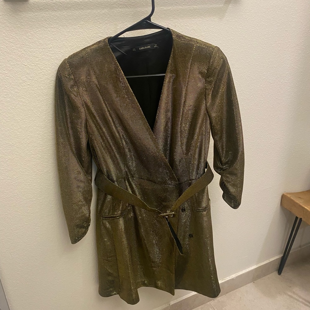 Classy, party style bronze blazer/dress with belt.